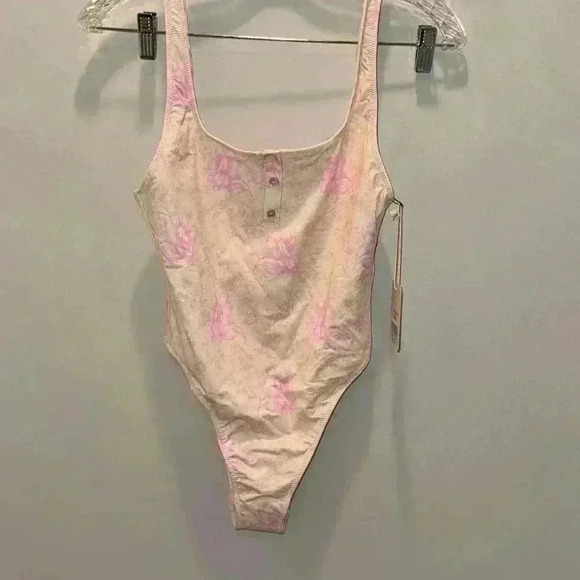 Frankie’s Bikinis New With Tags - Picture 7 of 9